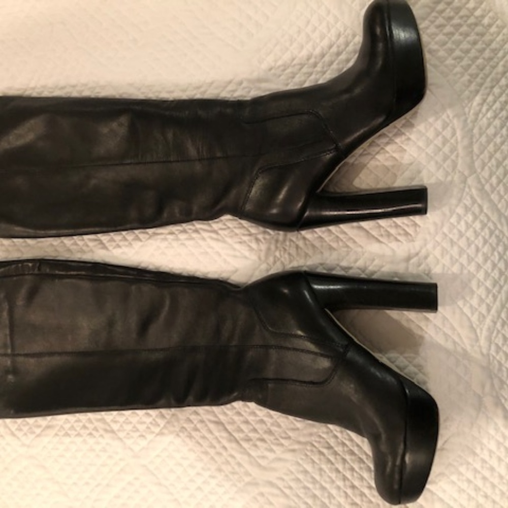 Michael kors black leather boots
